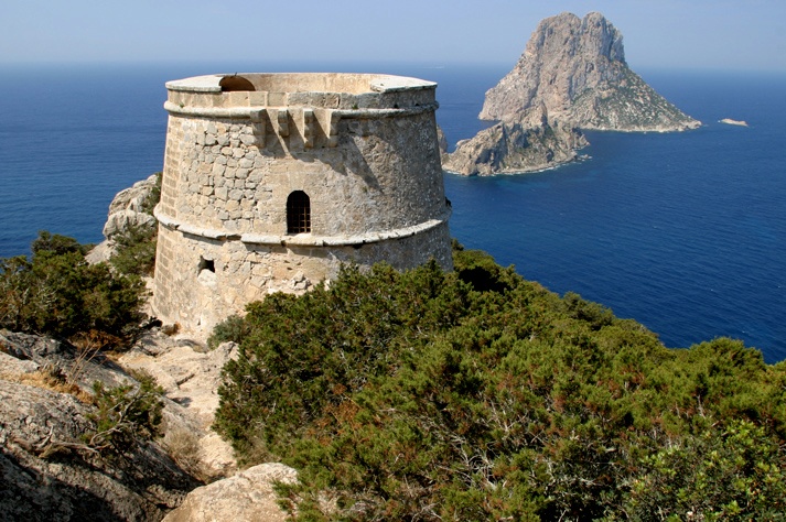 torre des savinar ibiza es vedrá