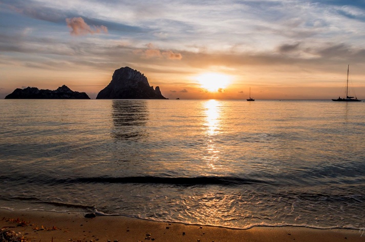 Vista de Es Vedrá desde Cala d'Hort