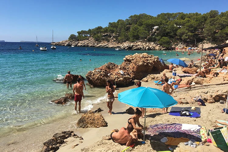 cala saladeta afluencia bañistas ocupacion alta