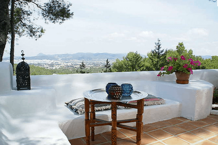 villas ibiza vacaciones con amigos alquiler de coche