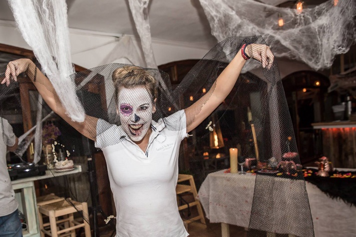 Halloween Ibiza alquiler de coches Ibiza rent a car