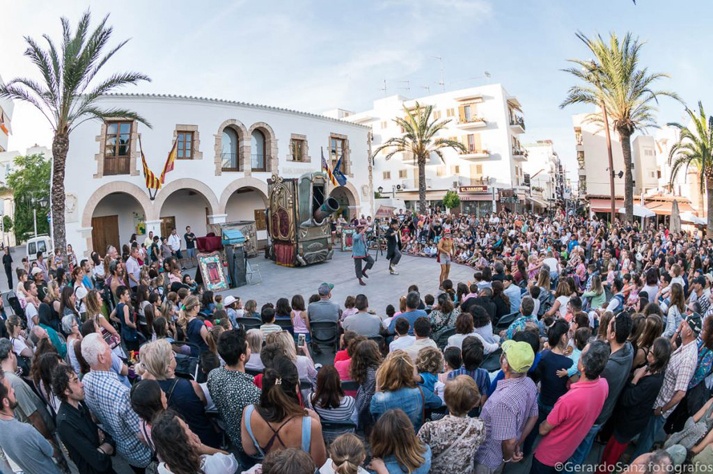 Ibiza con niños, ibiza en familia, teatro familiar festival barruguet