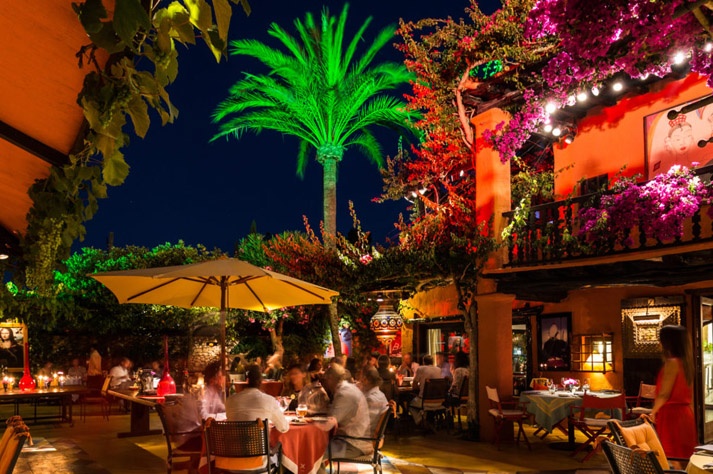 terraza restaurante las dos lunas