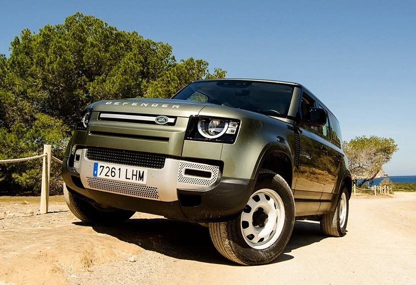Alquiler de Defender en Ibiza
