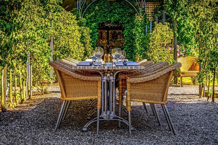 restaurantes con jardín en Ibiza